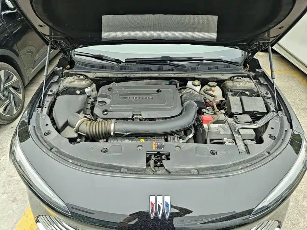 Buick LaCrosse — миниатюра 20