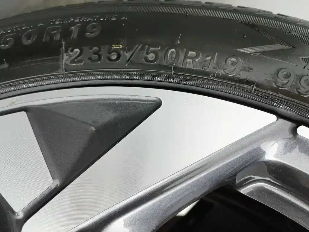 Geely Boyue L — миниатюра 24