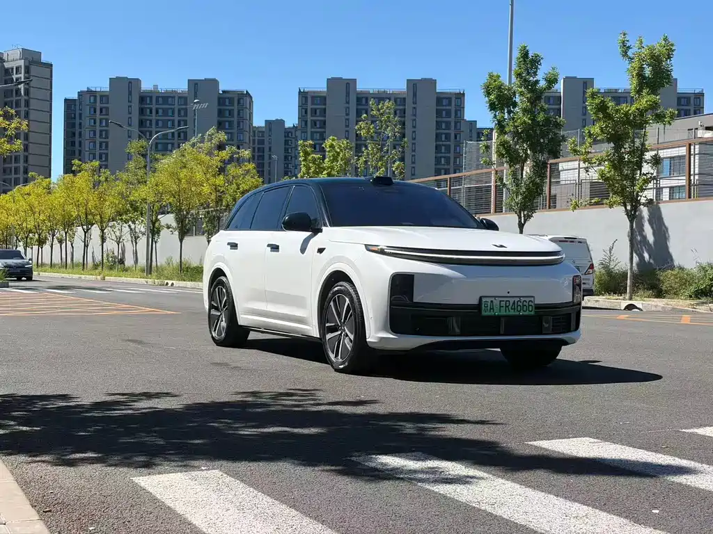 Li Auto Li L7 — миниатюра 3