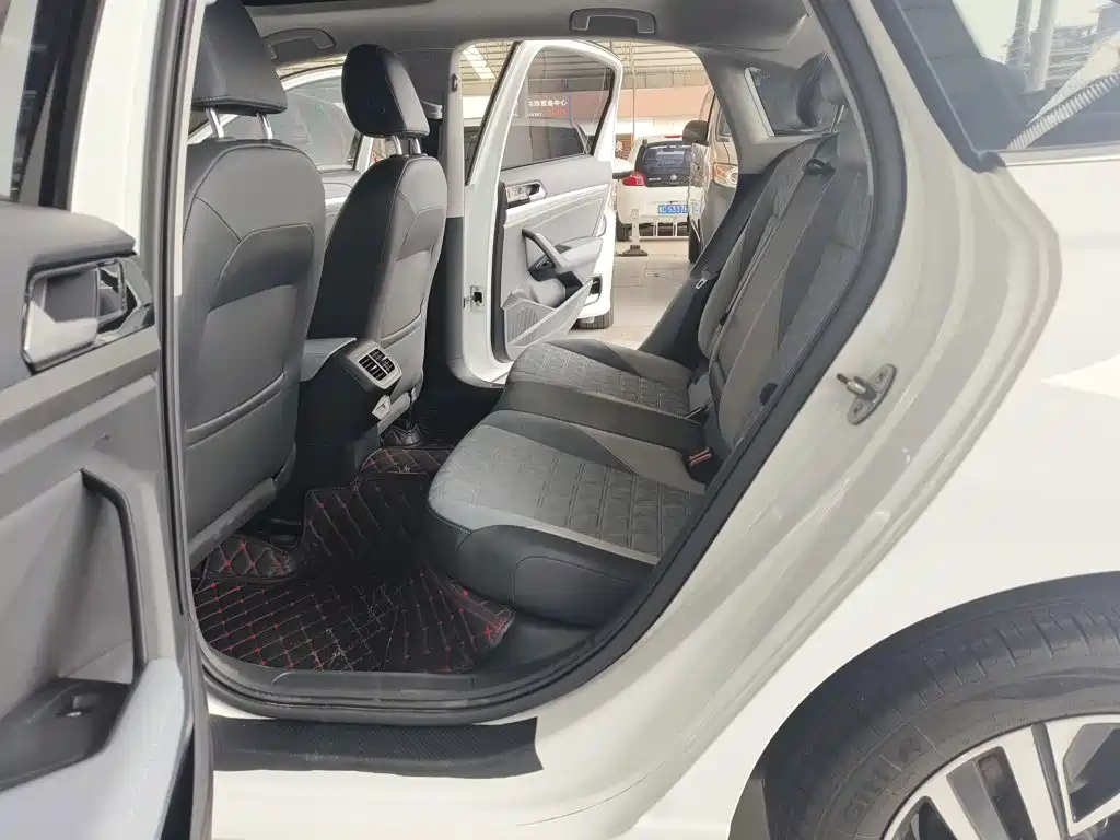Volkswagen Lavida — миниатюра 16