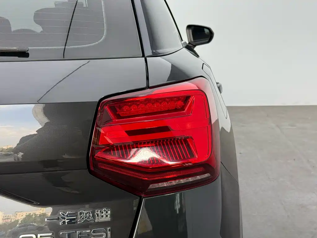 Audi Q2L — миниатюра 13