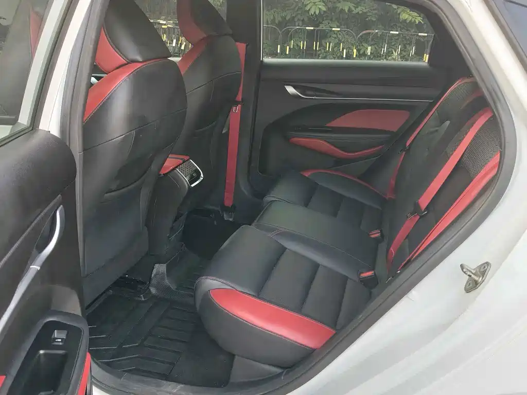 Geely Binrui — миниатюра 9