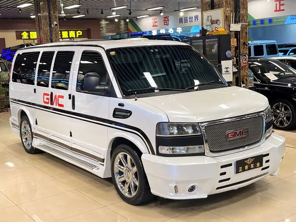 Купить GMC Savana
