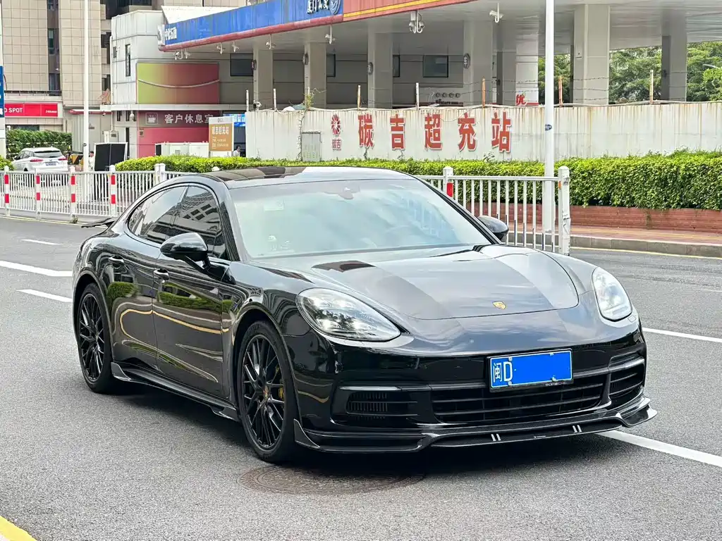 Porsche Panamera — миниатюра 3