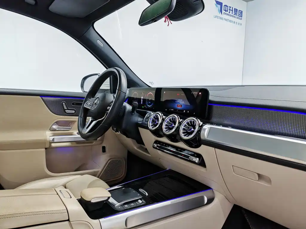 Mercedes-Benz EQB — миниатюра 15