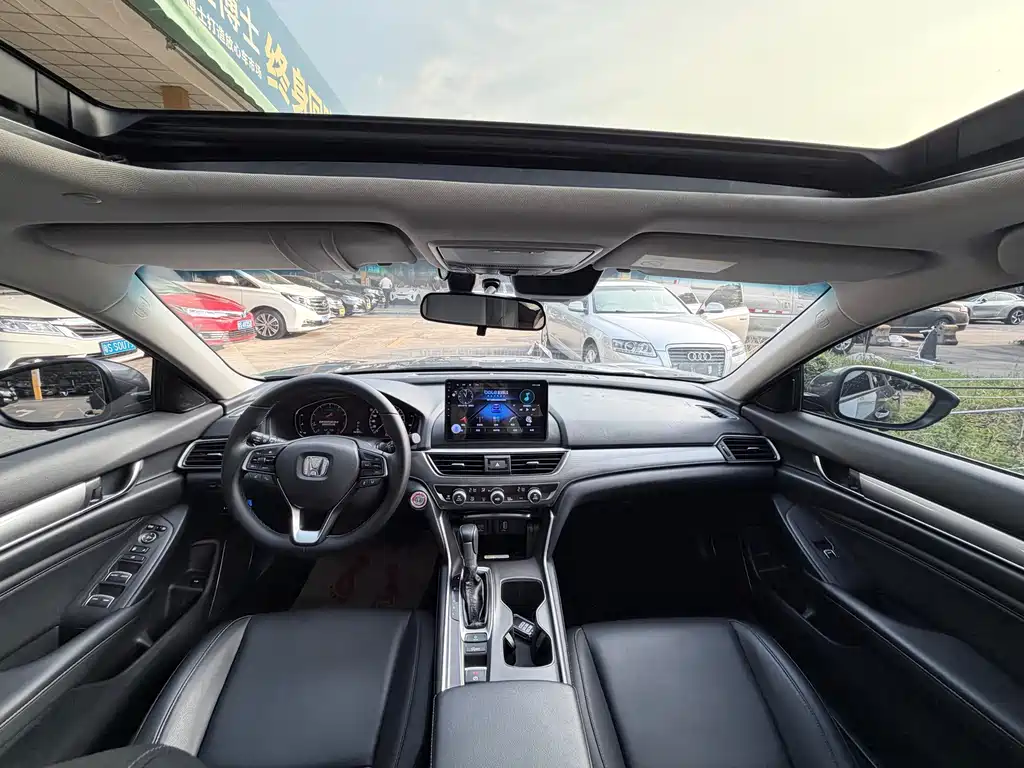Honda Accord — миниатюра 4