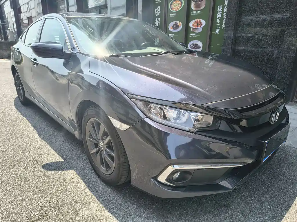 Honda Civic 2019 220TURBO CVT V