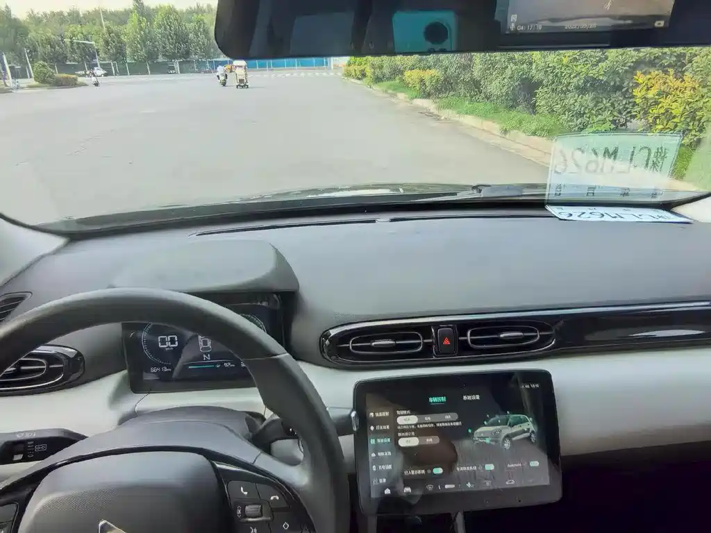 Leapmotor Leapmotor T03 — миниатюра 9