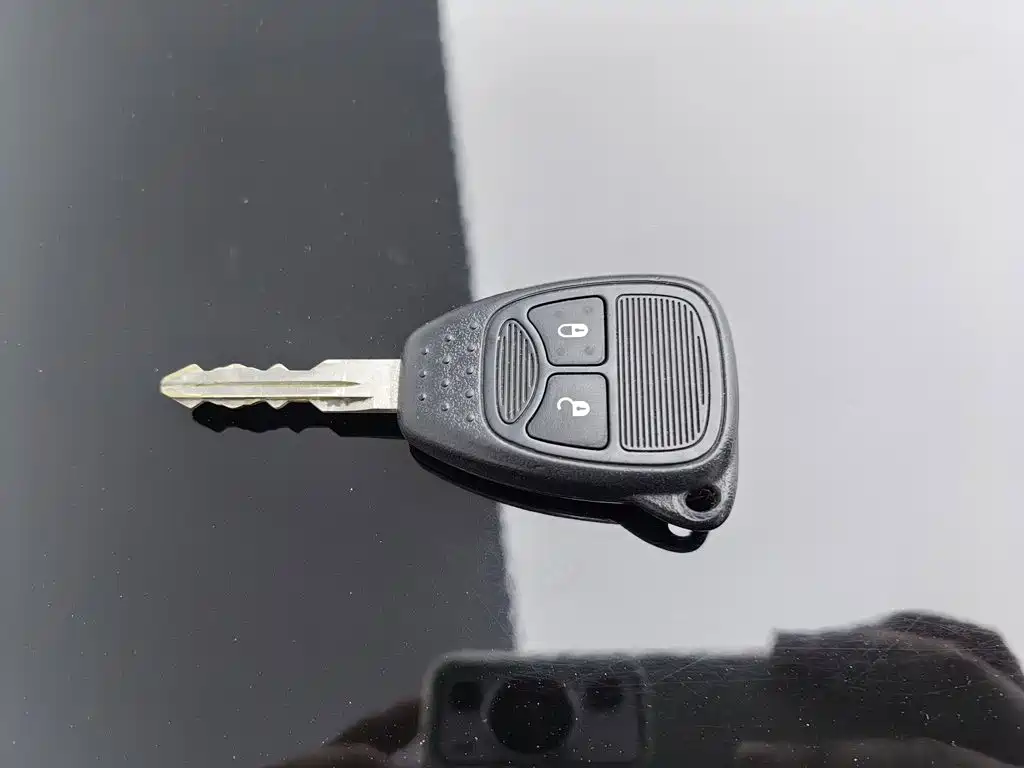 Jeep Compass (Import) — миниатюра 19