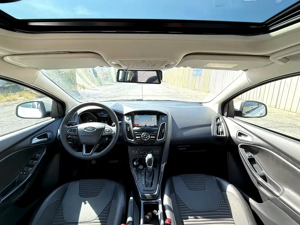 Ford Focus — миниатюра 5