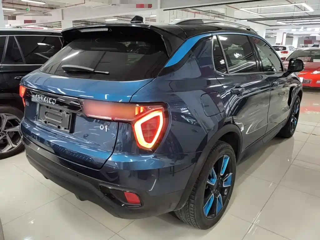 Lynk & Co 01 — миниатюра 7