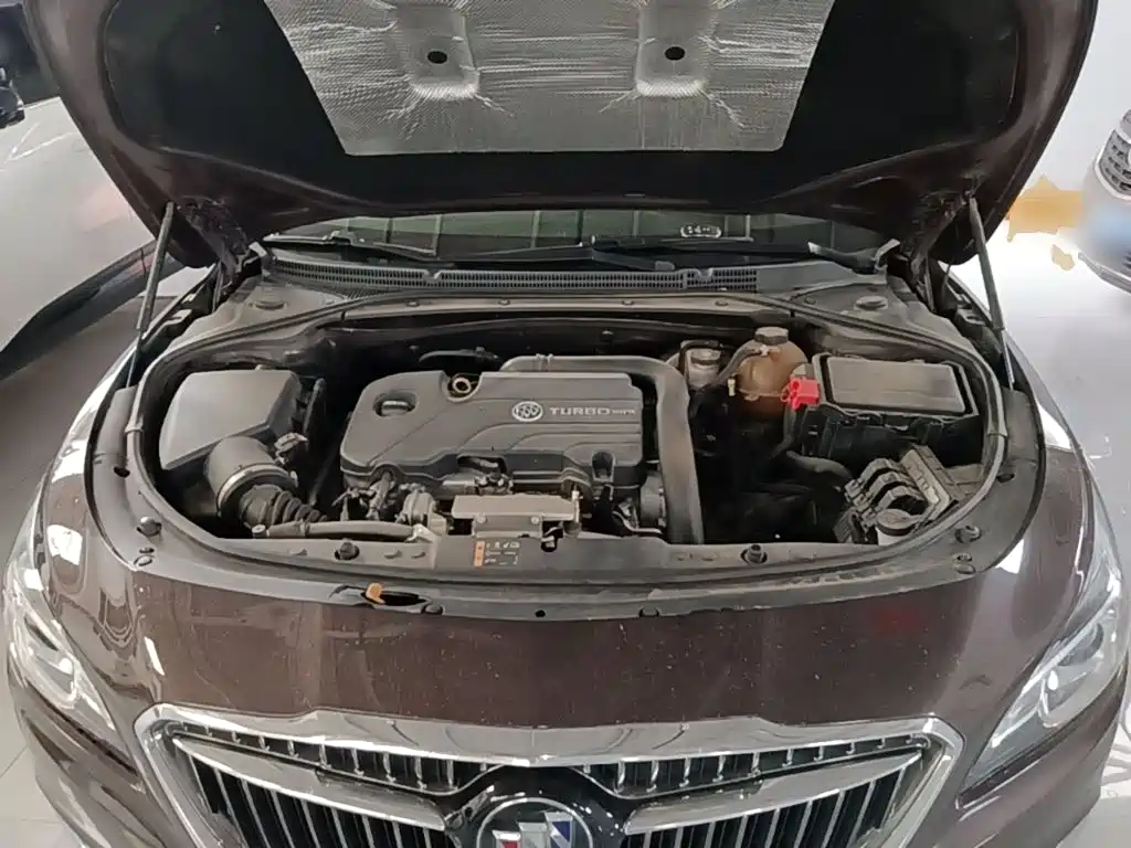 Buick LaCrosse — миниатюра 20