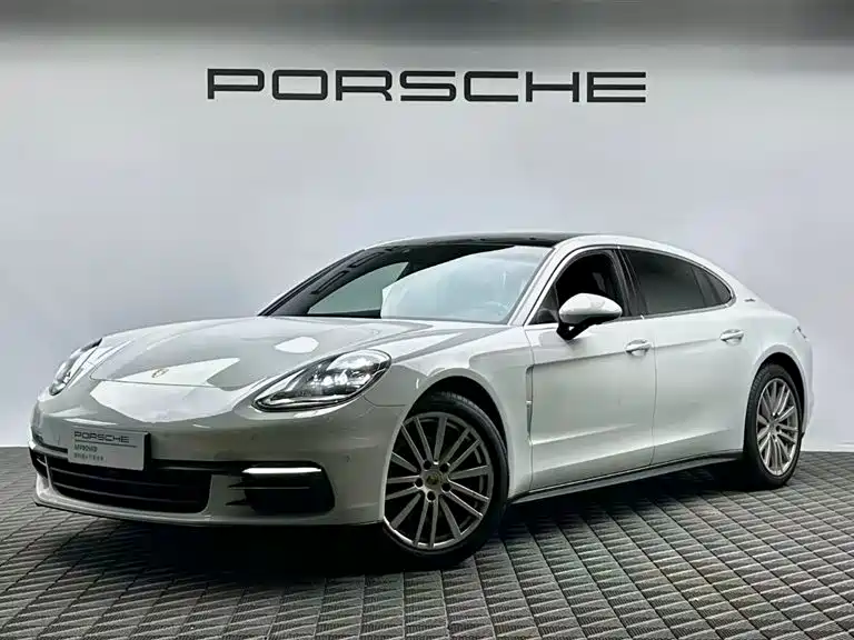 Porsche Panamera 2018