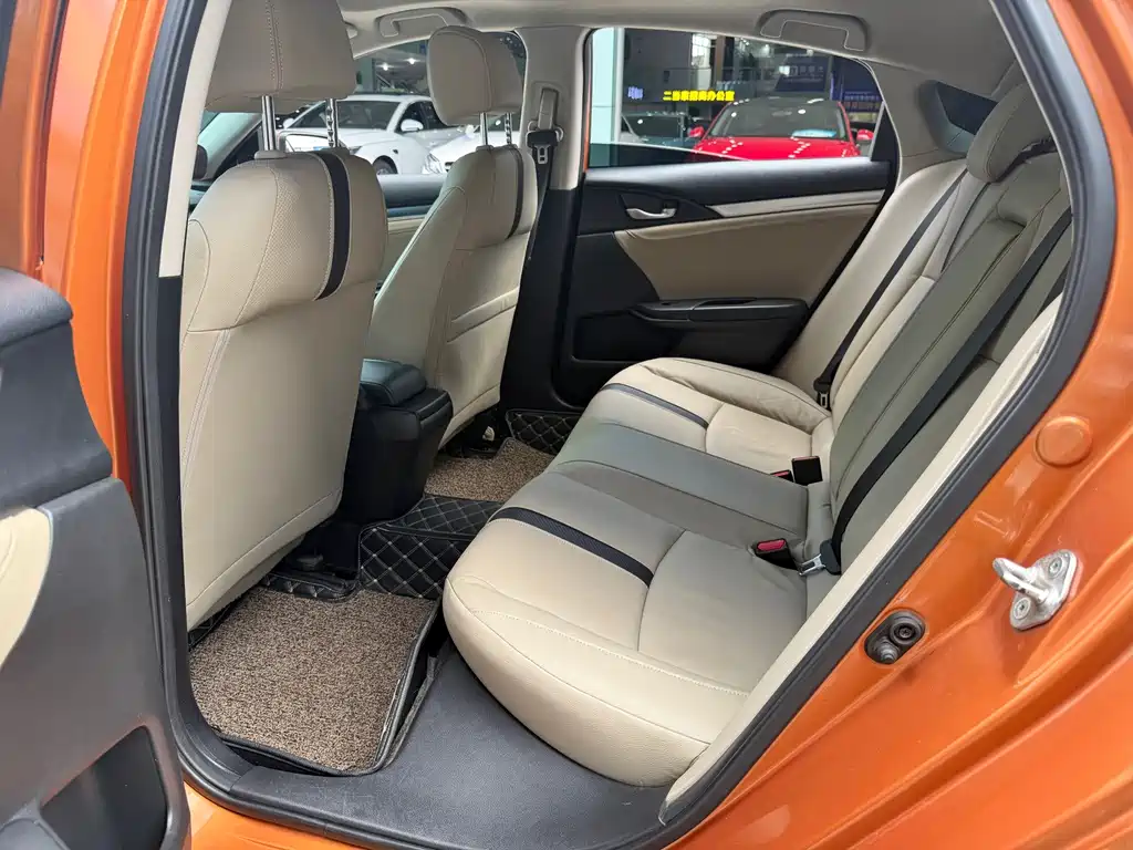 Honda Civic — миниатюра 6