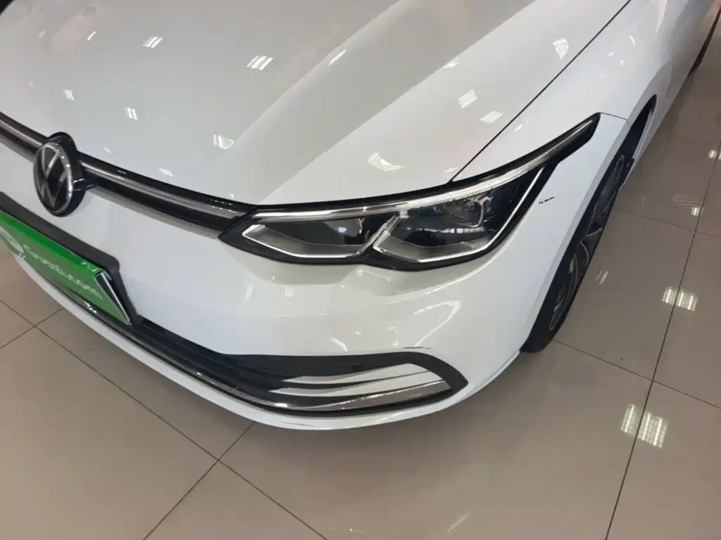 Volkswagen Golf — миниатюра 24