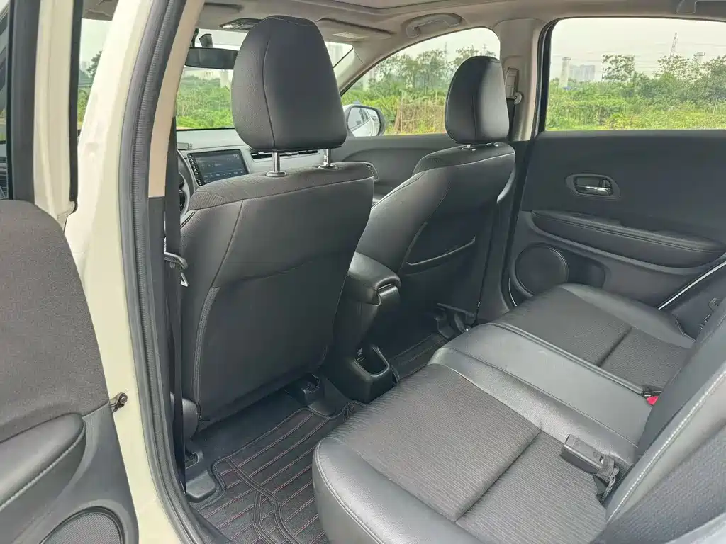 Honda Vezel 2022 1.5L CVT