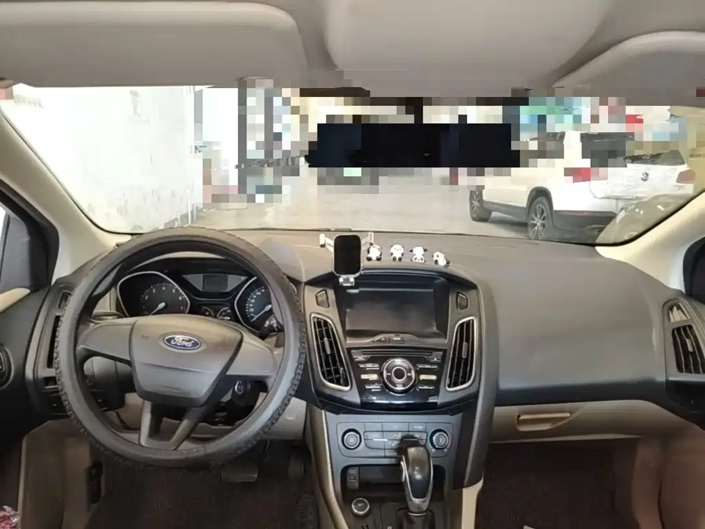 Ford Focus — миниатюра 10