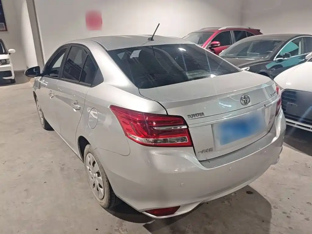 Toyota Vios — миниатюра 5