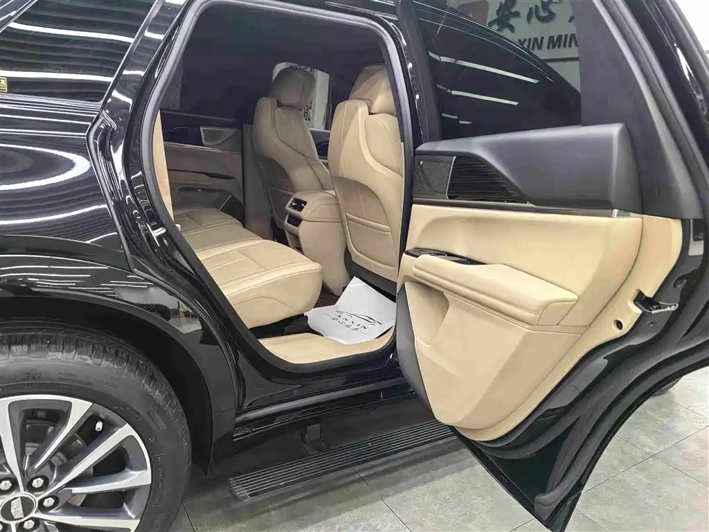 Cadillac XT5 — миниатюра 15