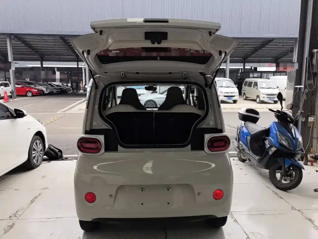 Wuling MINIEV — миниатюра 19