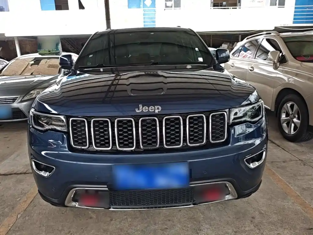 Jeep Grand Cherokee (Import) — миниатюра 3