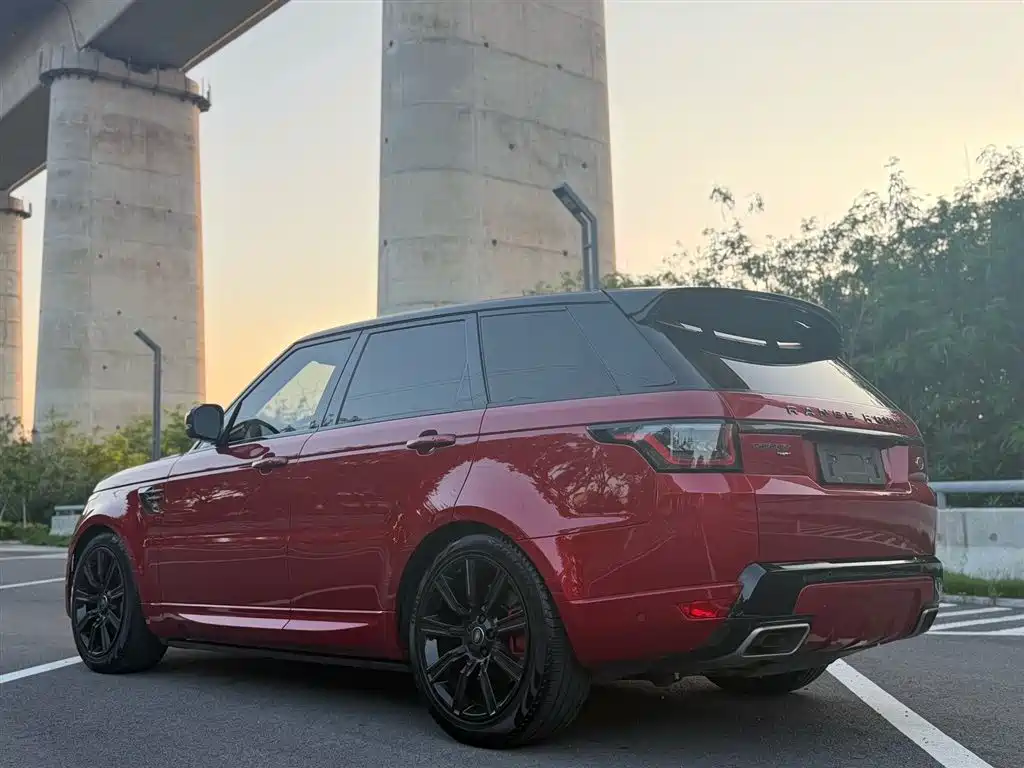 Land Rover Range Rover Sport 2021 3.0 L6 HST