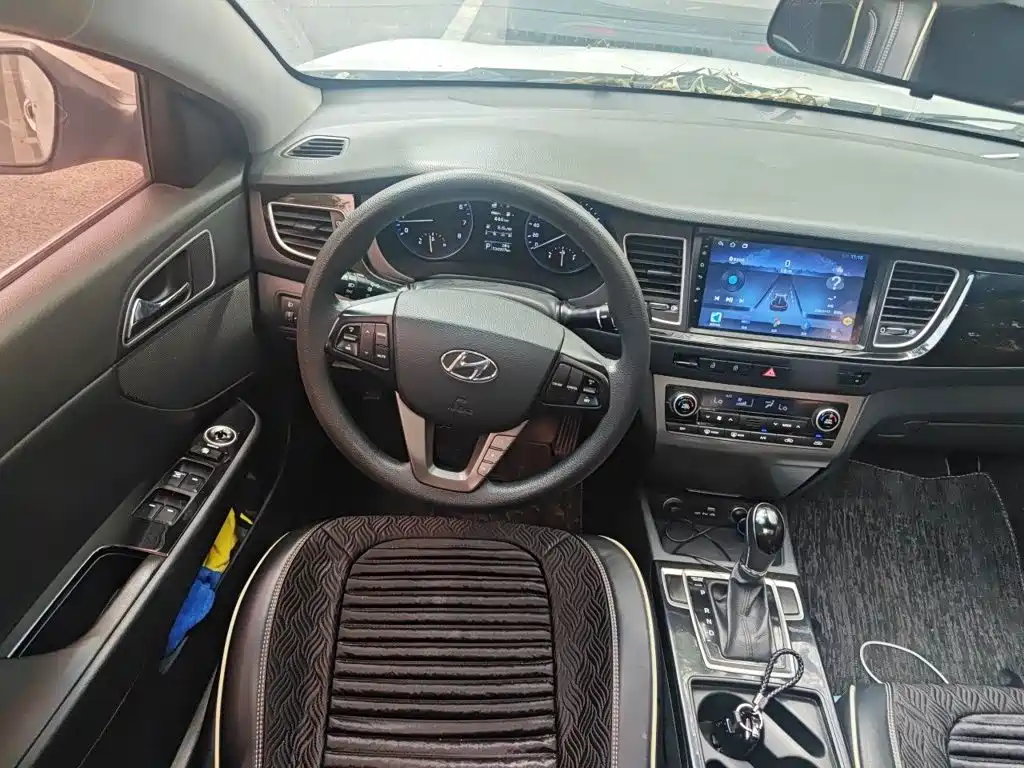 Hyundai Mistra — миниатюра 3