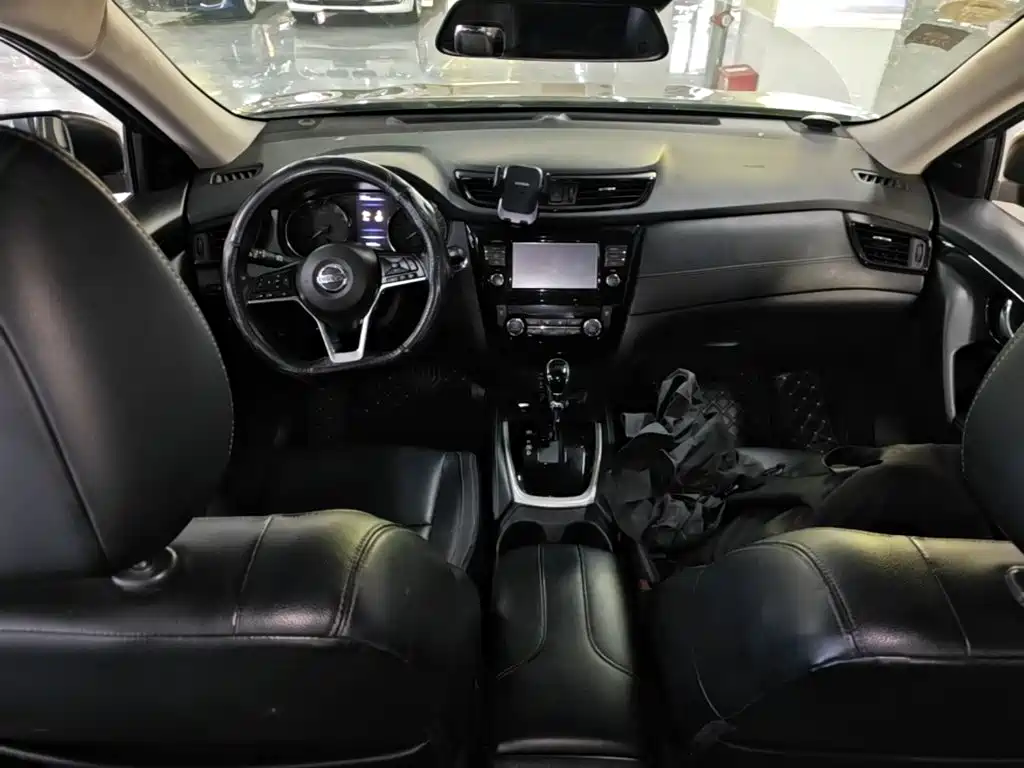 Nissan X-Trail — миниатюра 10