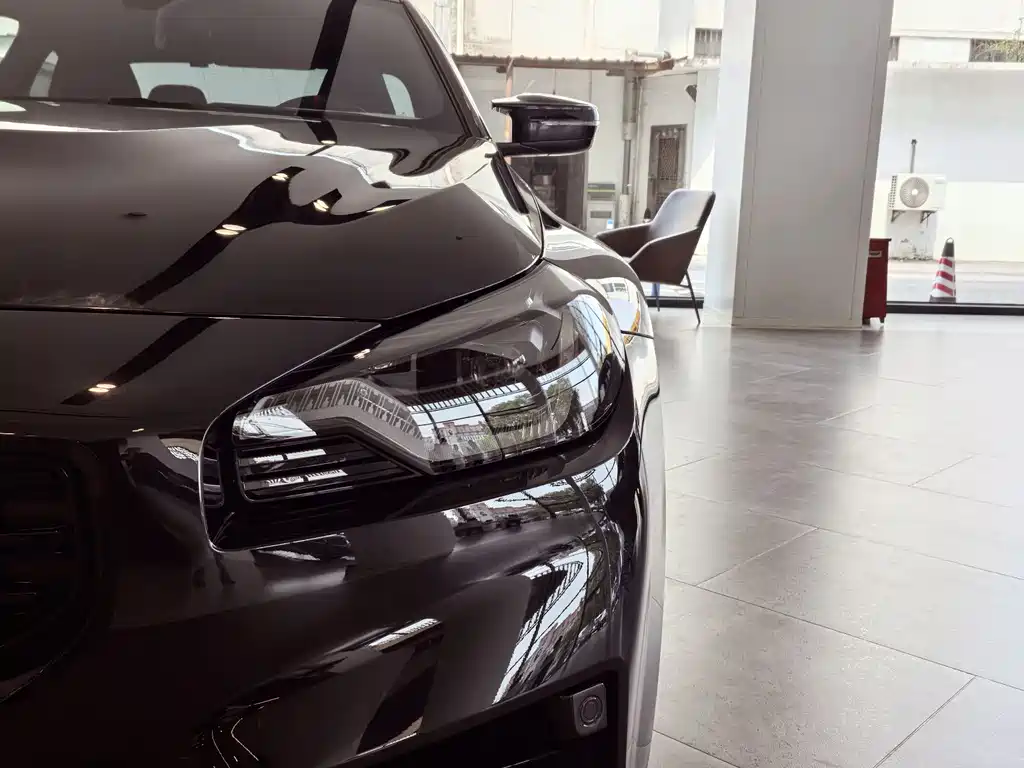 BMW M2 2024 M2