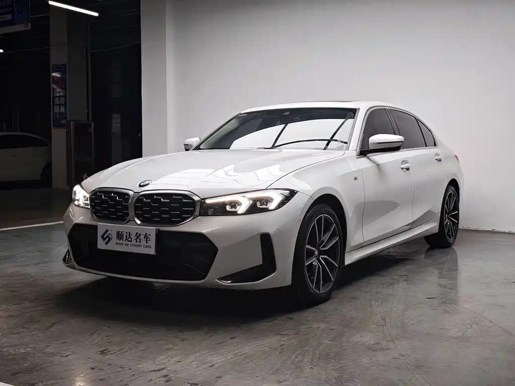 BMW 3 Series 2025