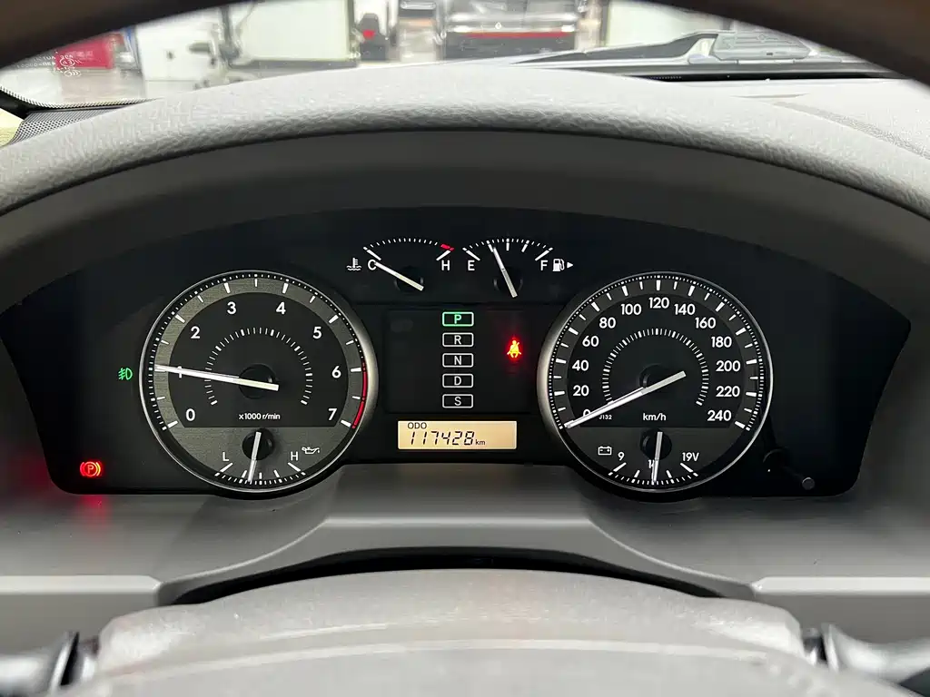 Toyota Land Cruiser — миниатюра 17