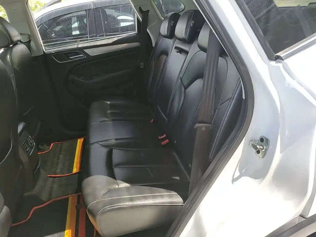 Roewe RX5 — миниатюра 17