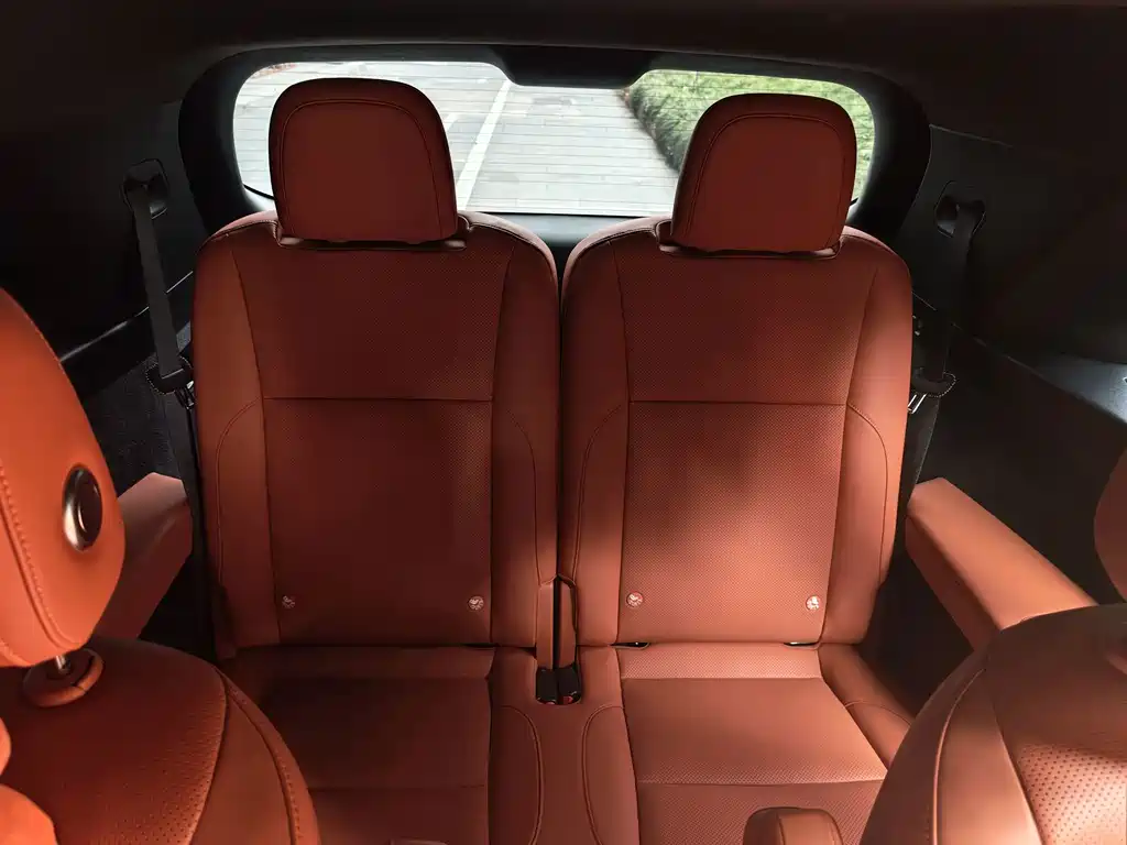 Li Auto Li L8 — миниатюра 13