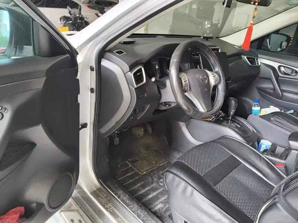Nissan X-Trail — миниатюра 14
