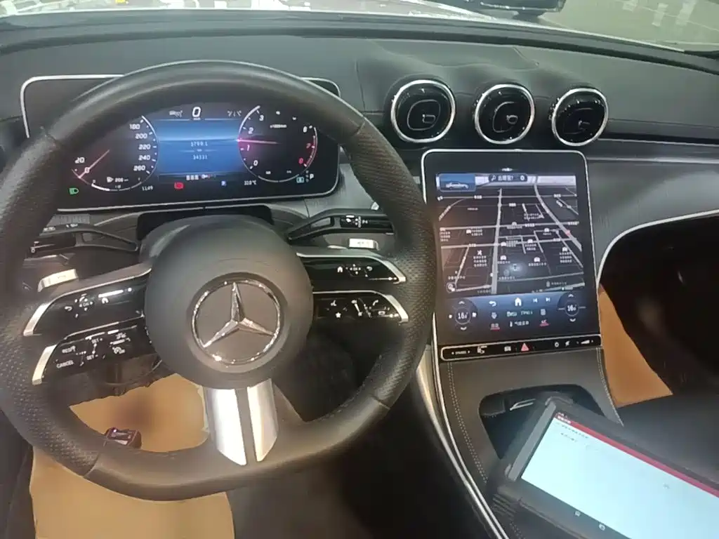 Mercedes-Benz C-Class — миниатюра 10