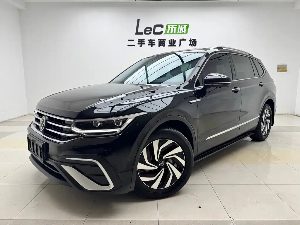 Volkswagen Tiguan L 2023