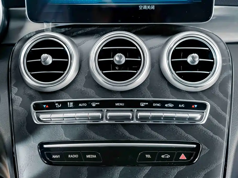 Mercedes-Benz C-Class (Import) — миниатюра 11