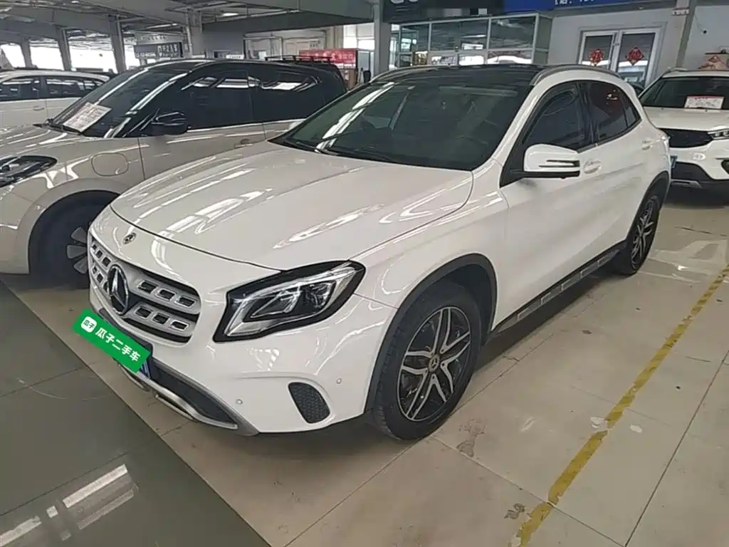 Mercedes-Benz GLA 2017