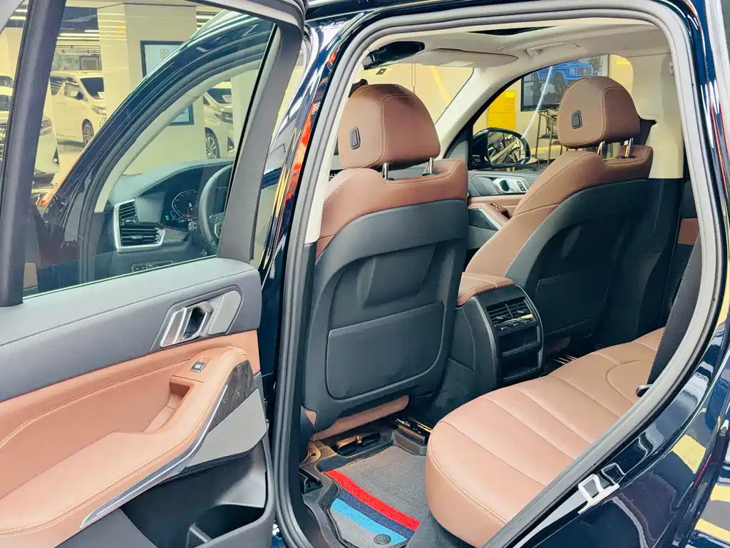 BMW X5 2021 xDrive40i M Sport