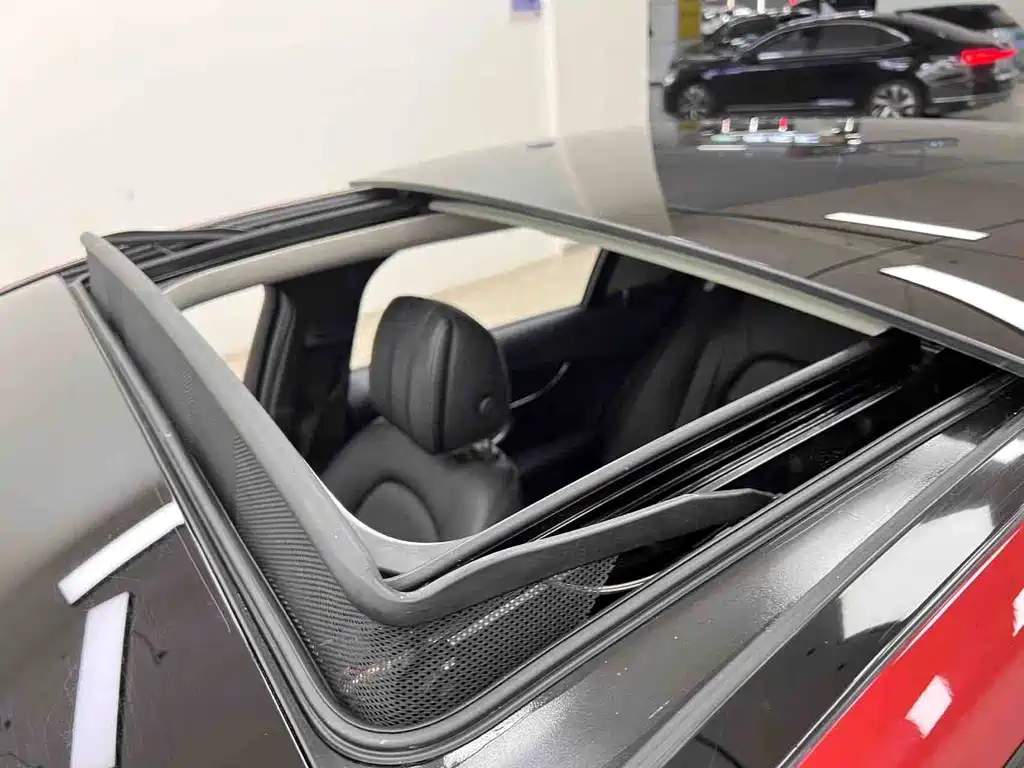 Mercedes-Benz C-Class — миниатюра 20