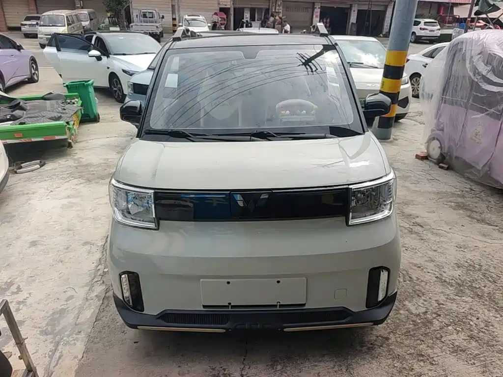 Wuling MINIEV — миниатюра 3
