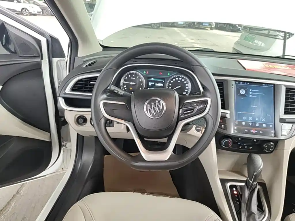 Buick Excelle — миниатюра 11