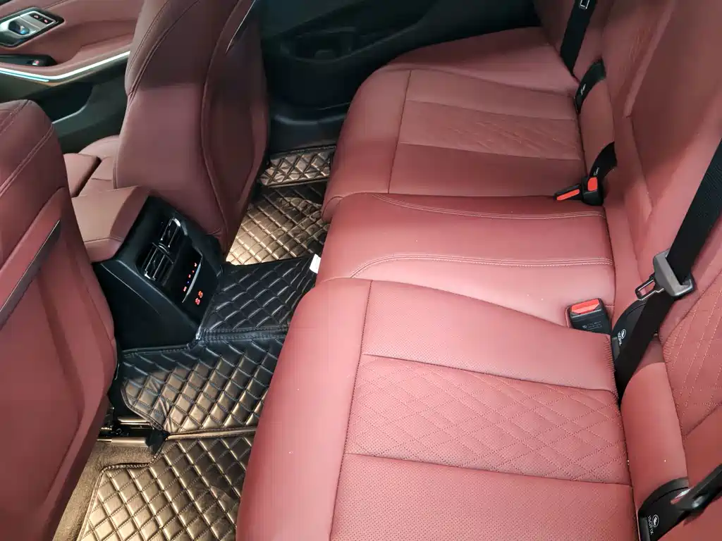 BMW 3 Series — миниатюра 7