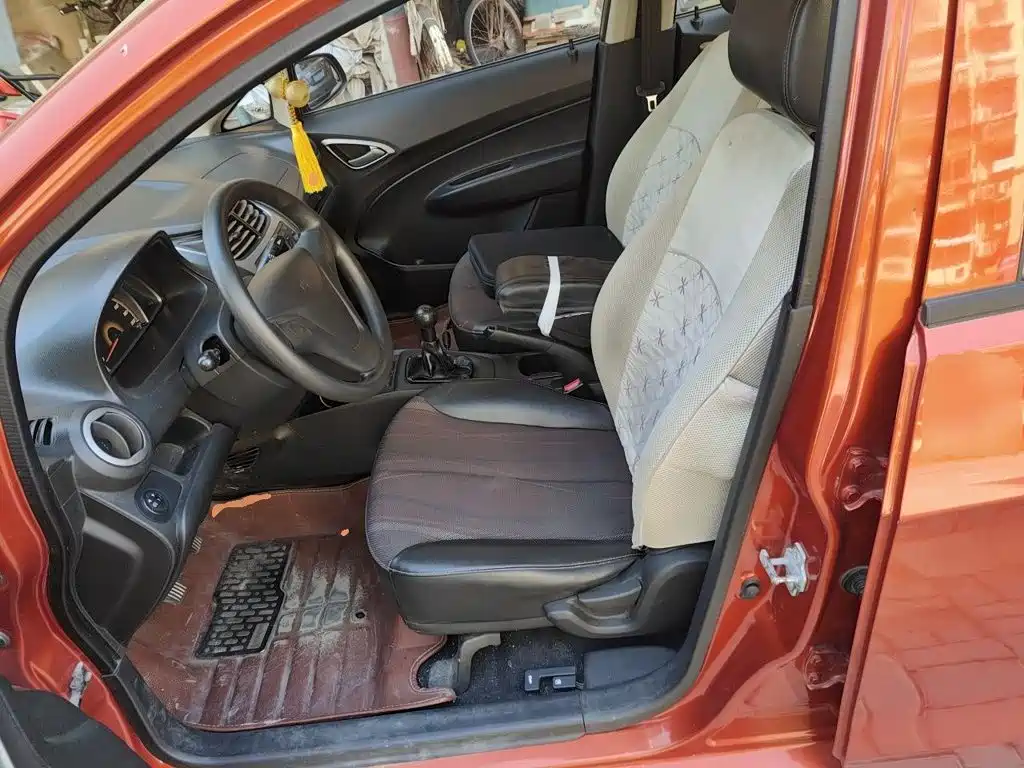 Chevrolet Sail — миниатюра 16