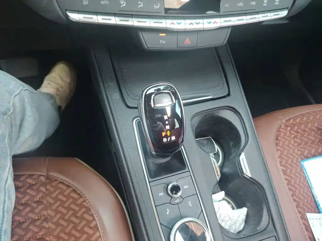 Cadillac XT4 — миниатюра 15