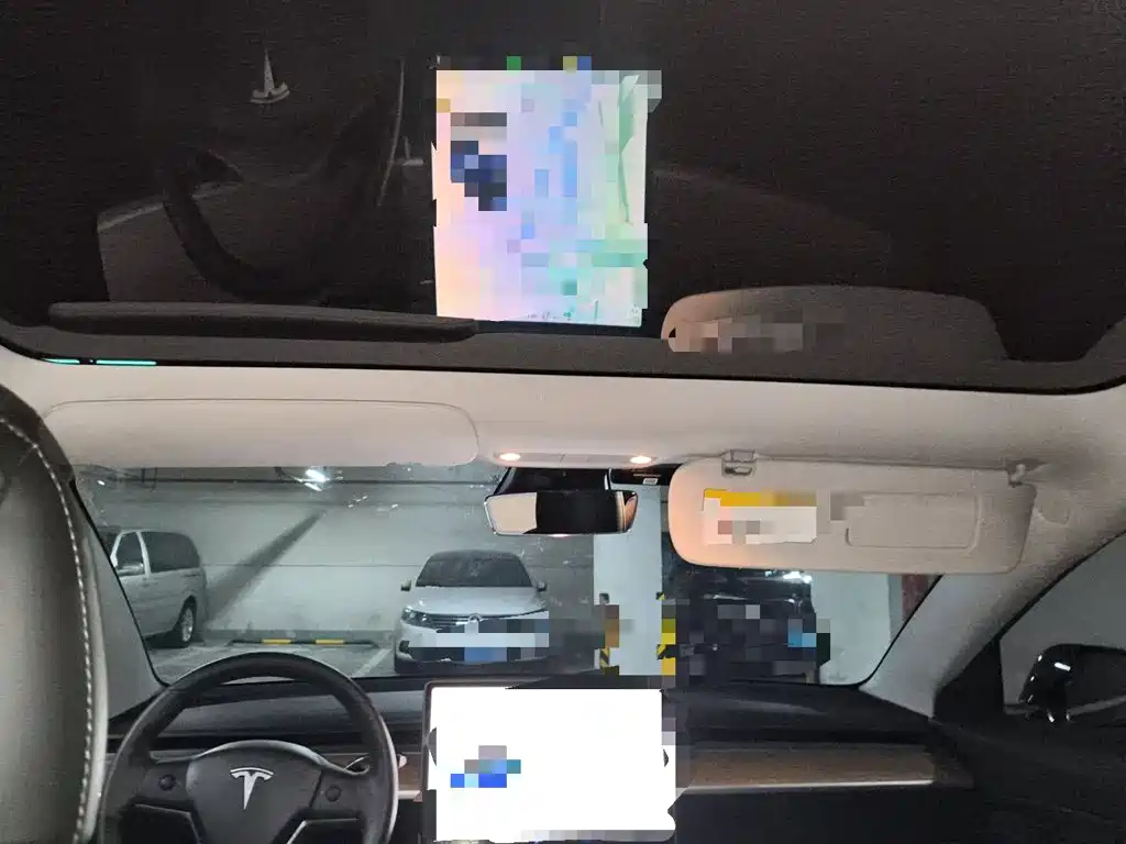 Tesla Model 3 — миниатюра 9