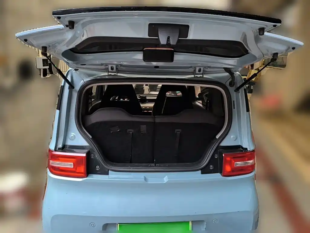 Wuling MINIEV — миниатюра 10