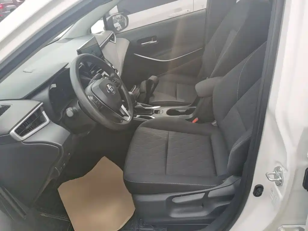 Toyota Corolla — миниатюра 15