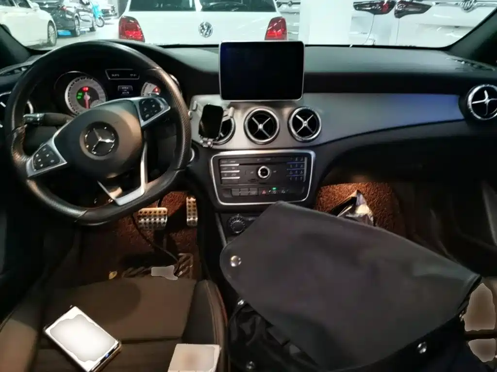 Mercedes-Benz CLA (Import) — миниатюра 16