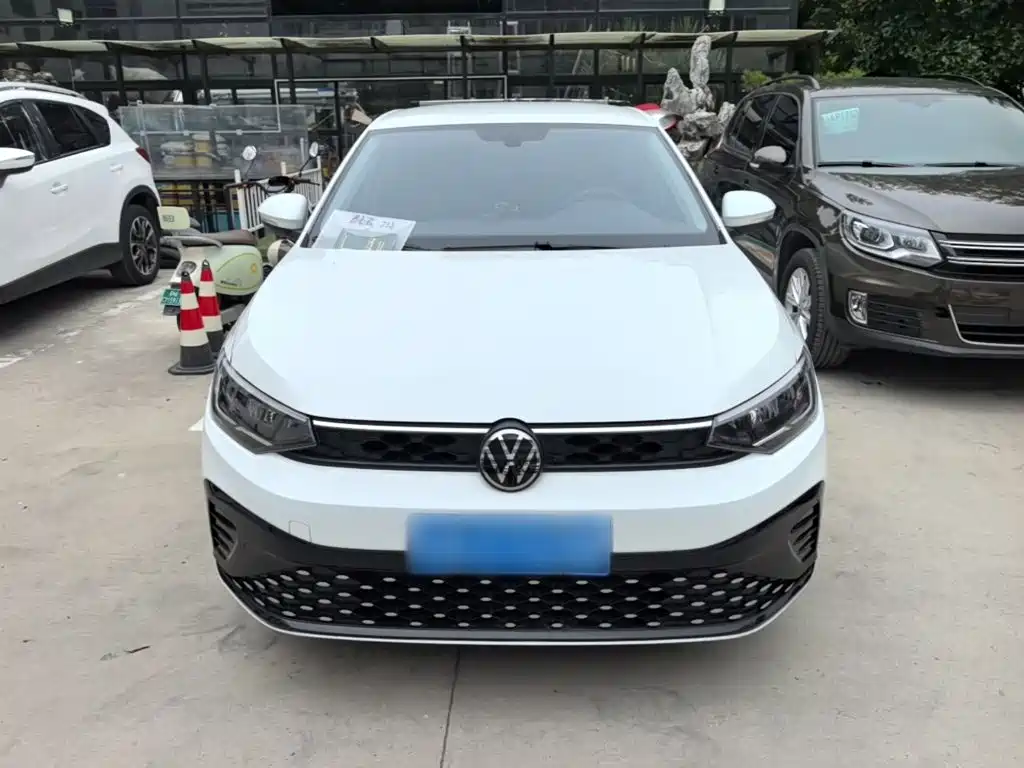 Volkswagen Lavida — миниатюра 3